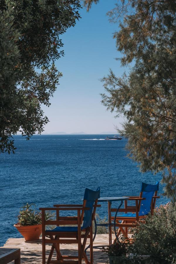 Agriolykos Pension Ágios Kírykos Extérieur photo