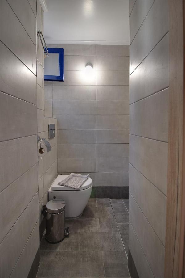 Agriolykos Pension Ágios Kírykos Extérieur photo