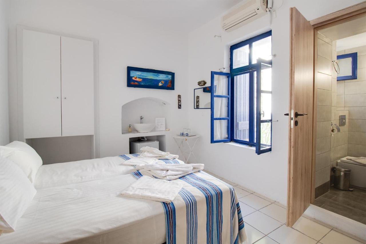 Agriolykos Pension Ágios Kírykos Extérieur photo