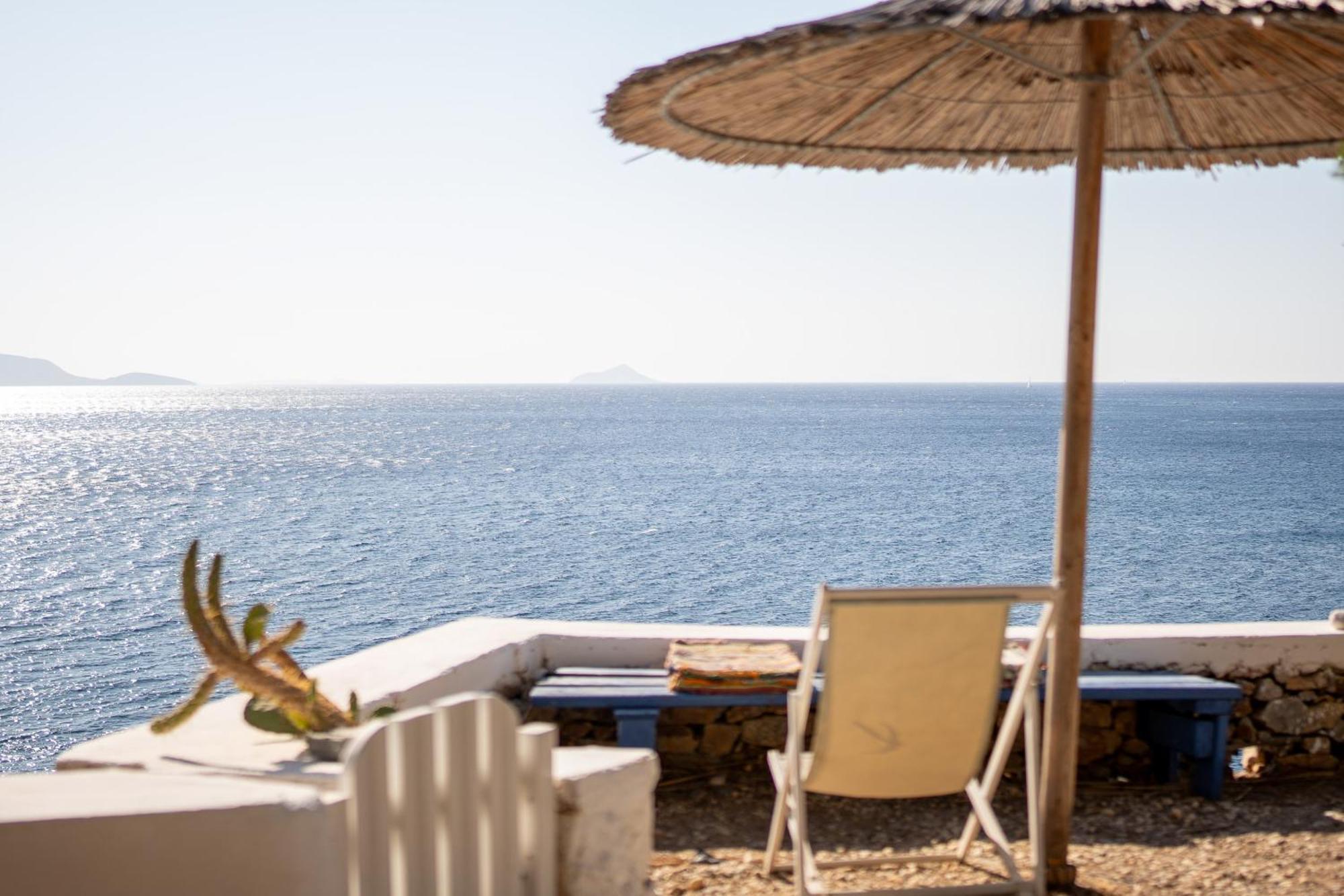 Agriolykos Pension Ágios Kírykos Extérieur photo