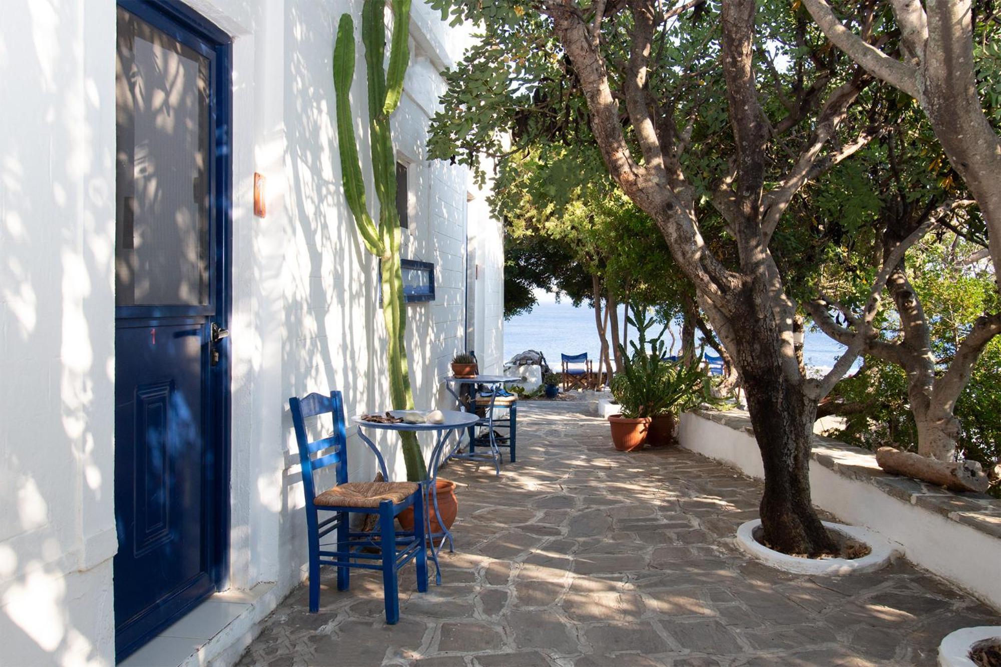 Agriolykos Pension Ágios Kírykos Extérieur photo